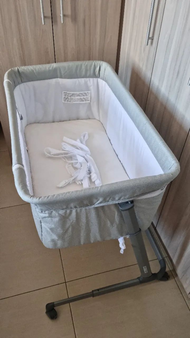 Berço Co-bed Pluggy Cosco- Cinza Claro usado - Foto 2