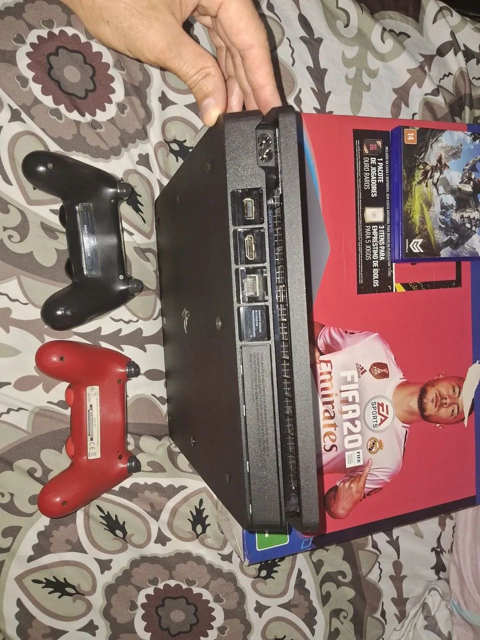 Ps4 slim 1 tb 2 controles e jogos - Foto 4