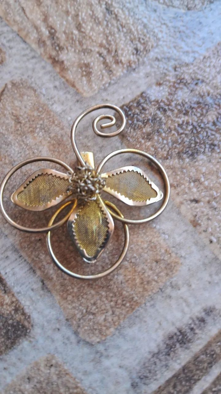 Broche vintage ótimo estado 