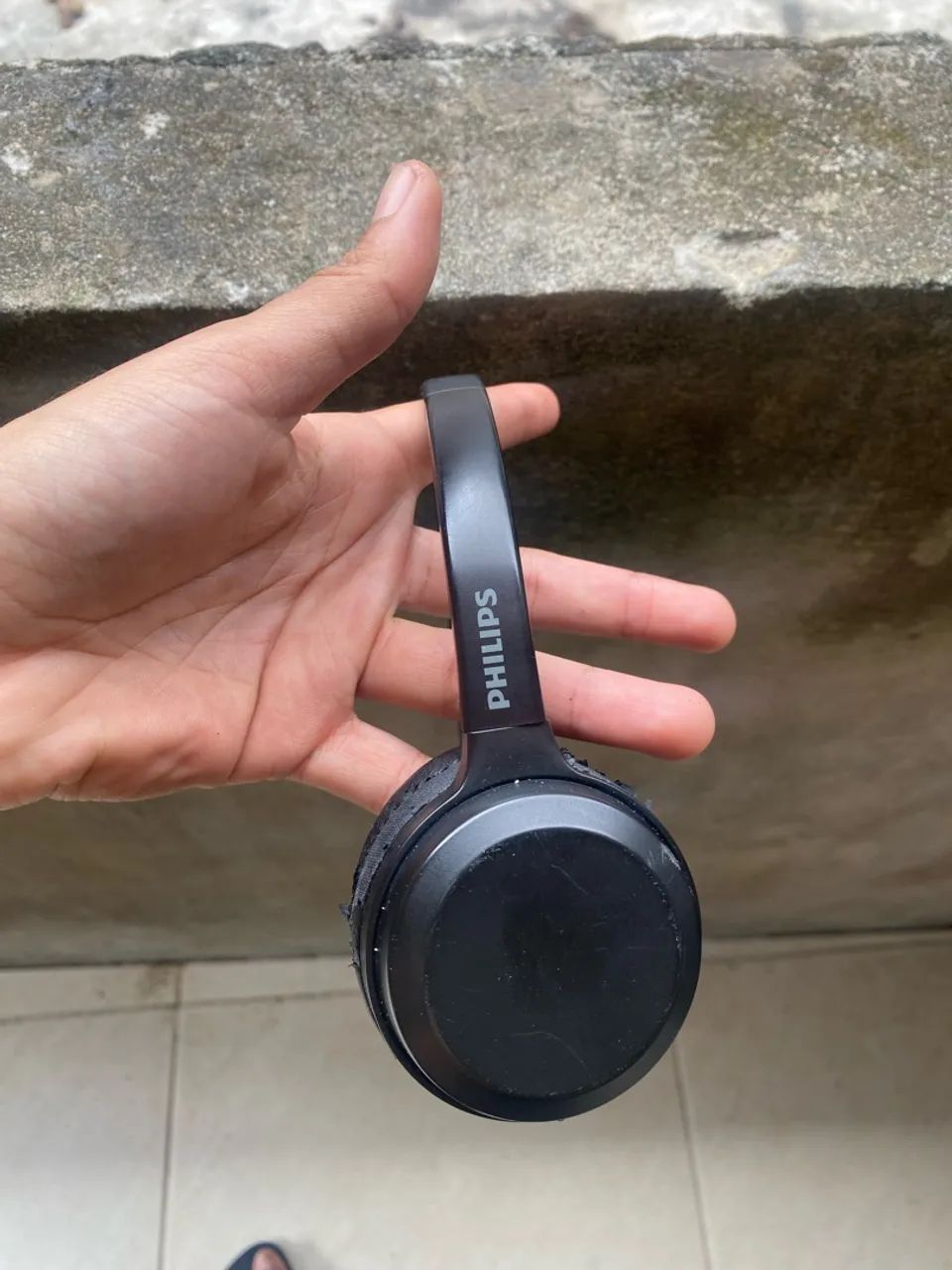 Fone de ouvido Bluetooth Phillips 