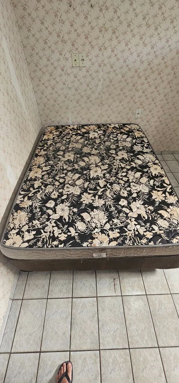 Vendo base e colchão Ortobom - Foto 2