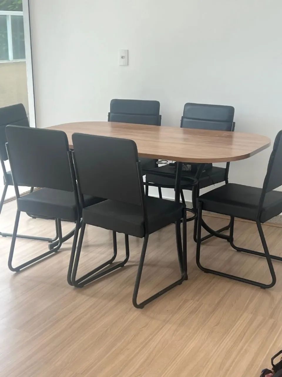Mesa escritório com 6 cadeiras  - Foto 2