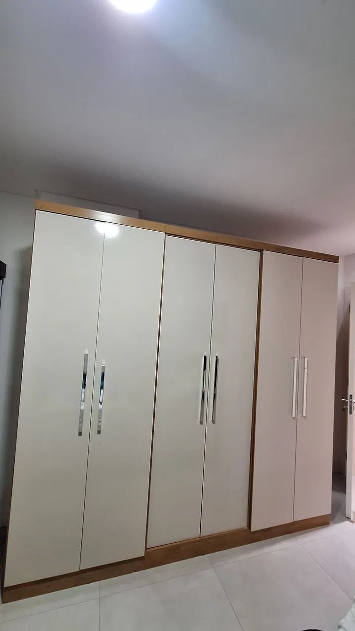 Guarda roupa  6 portas - Foto 2
