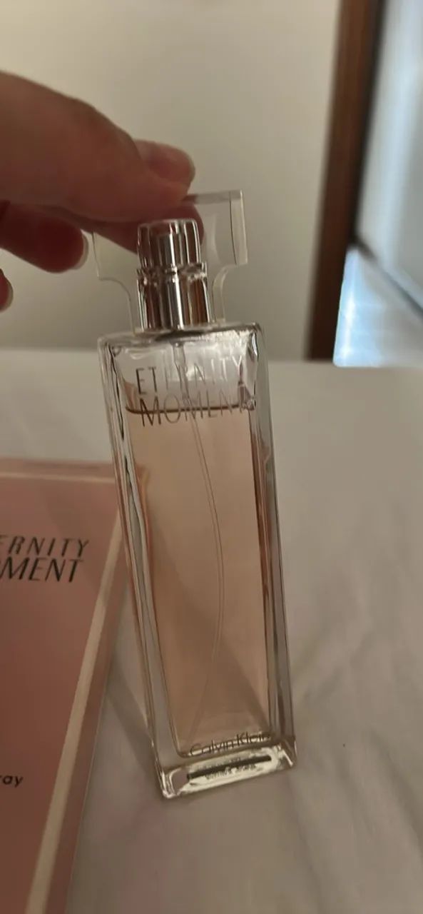 Perfume Eternity Moment- Calvin Klein  - Foto 4
