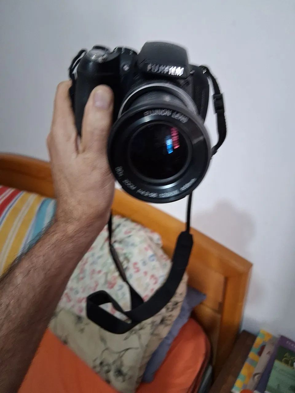 Câmera Fujifilm Finepix HS10  - Foto 2