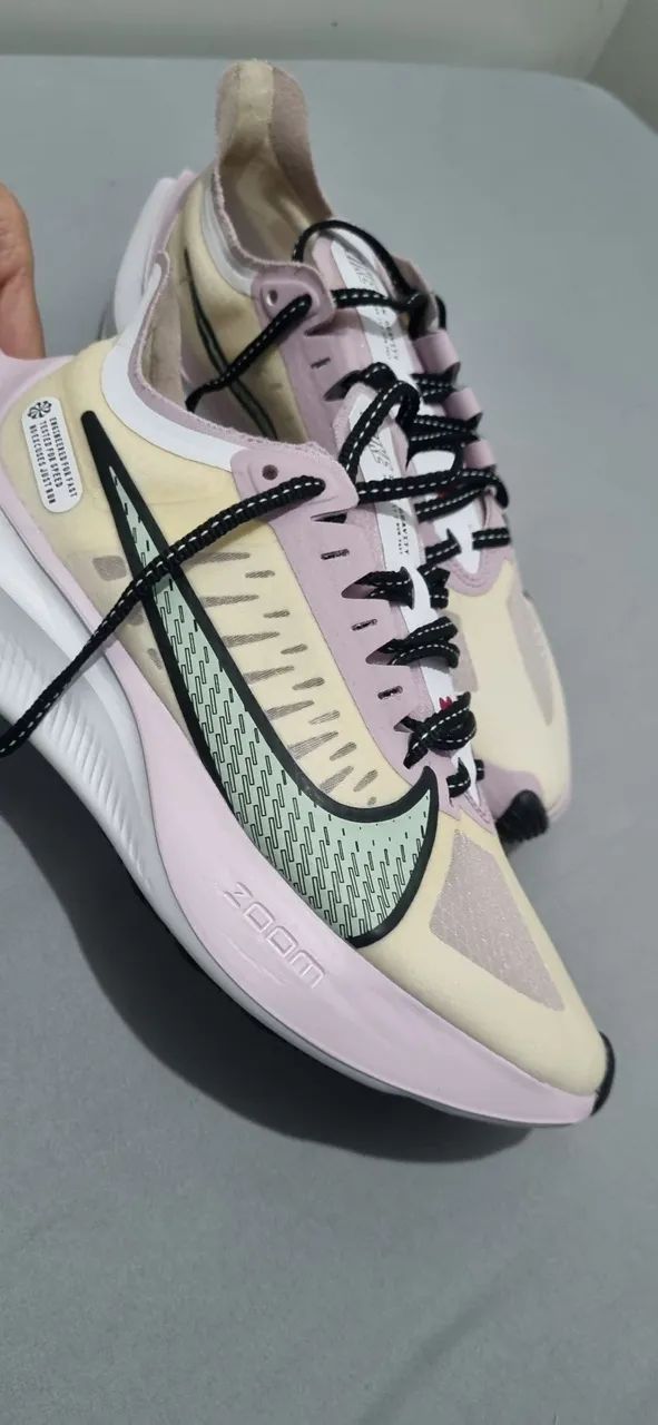 Tenis Nike Zoom Gravity 34 - Foto 5