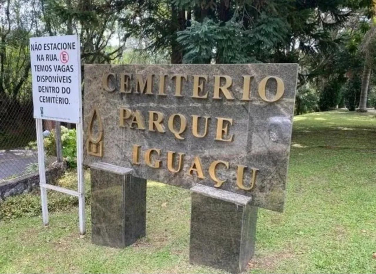JAZIGO CEMITÉRIO PARQUE IGUAÇU  - Foto 2