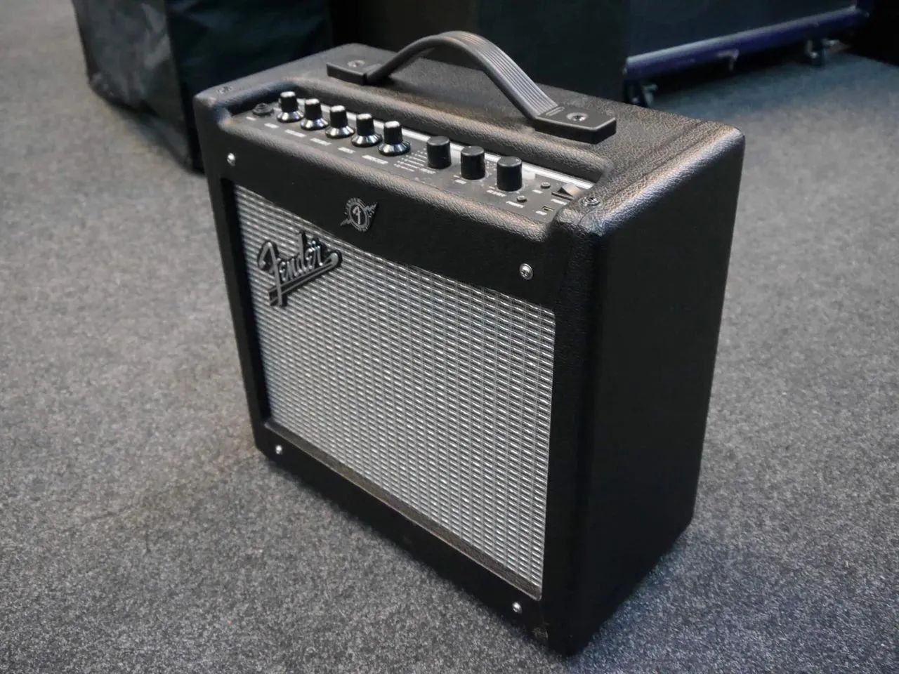 Fender Mustang 1v1 