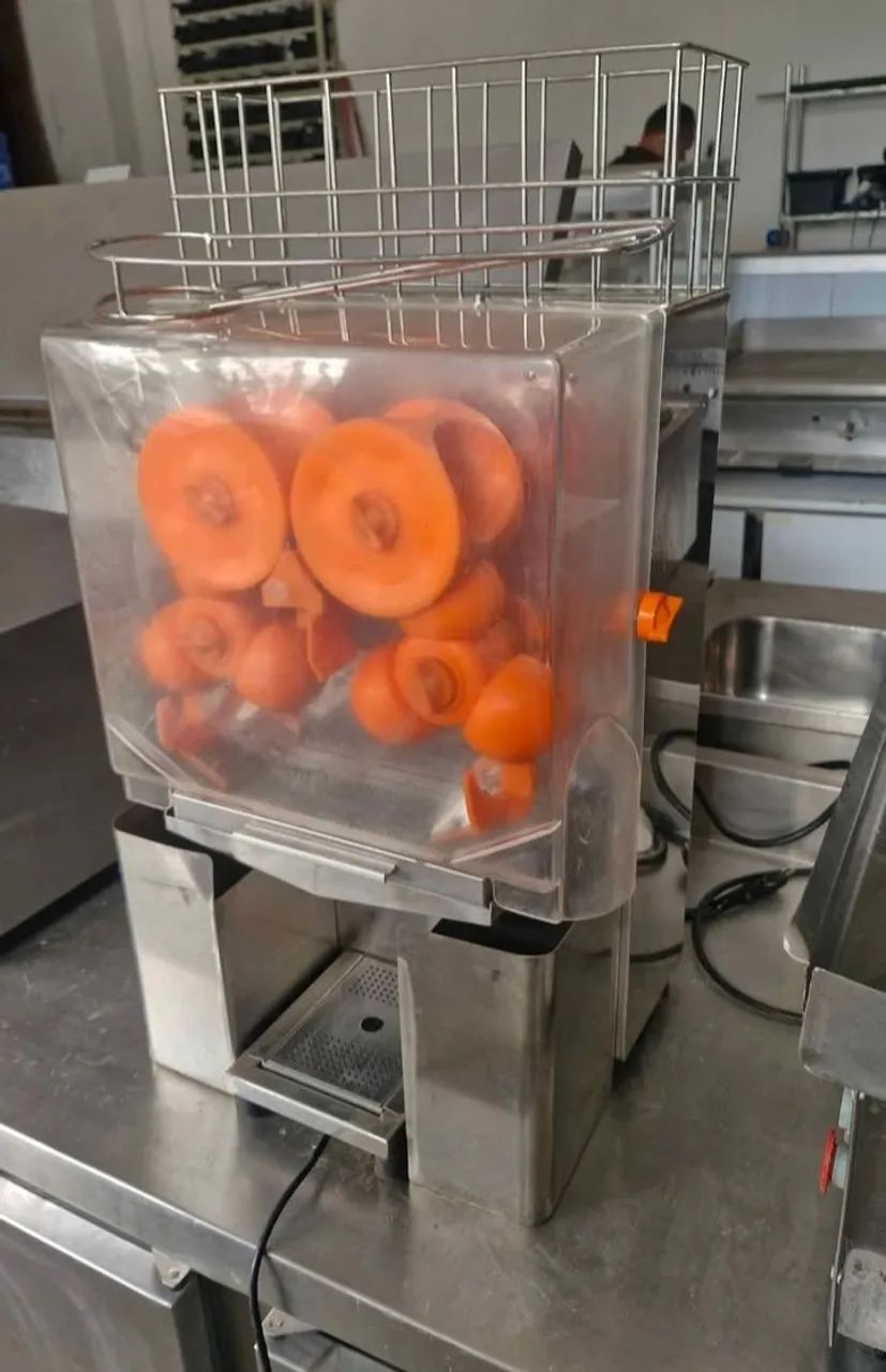 Máquina espremedor de suco laranja  - Foto 2