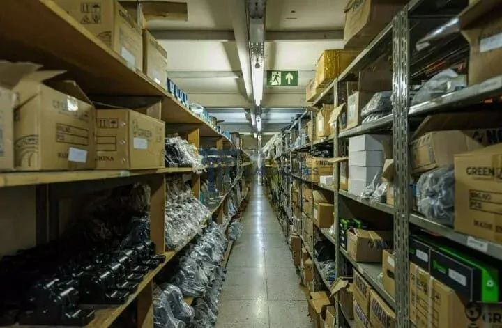 Galpão para venda na principal Avenida da região - Foto 3