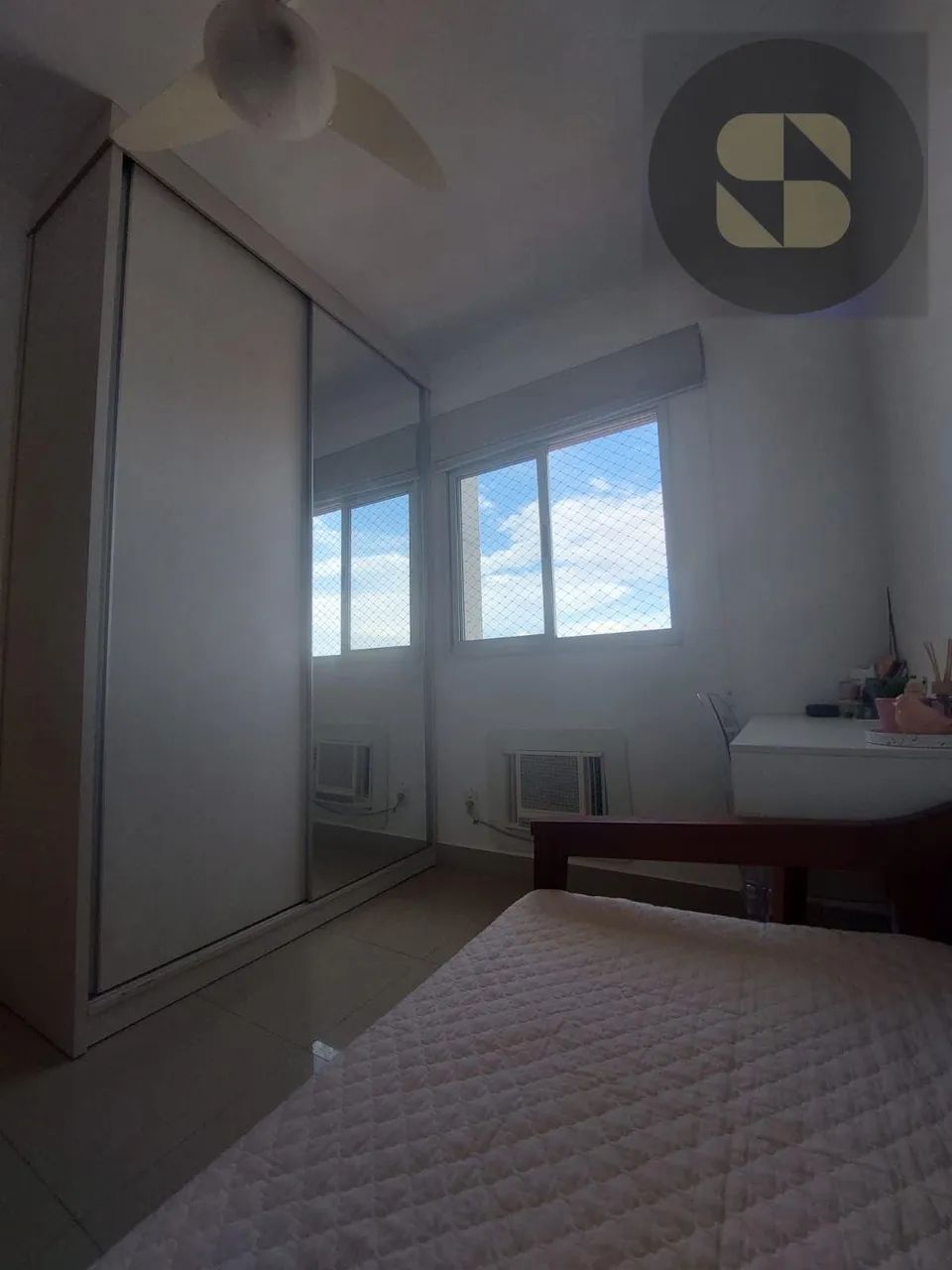 Apartamento em Goiabeiras, Cuiabá com 3 Dormitórios e Suíte - Foto 4