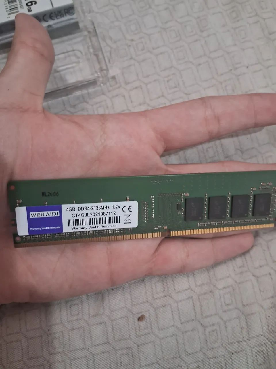 MEMORIA RAM 4GB DDR4 - Foto 4