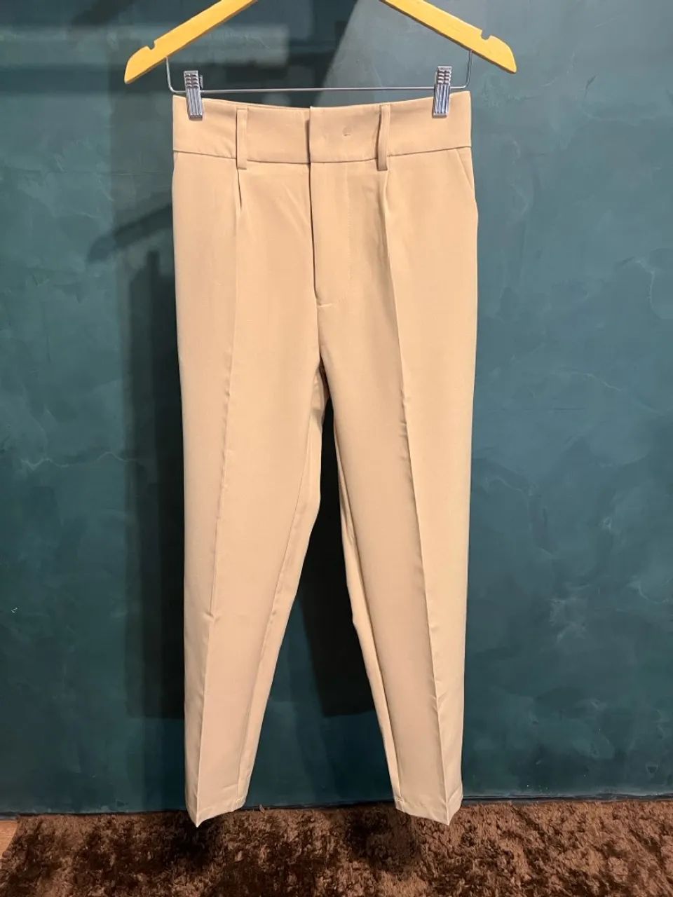Calça social bege pp SHEIN