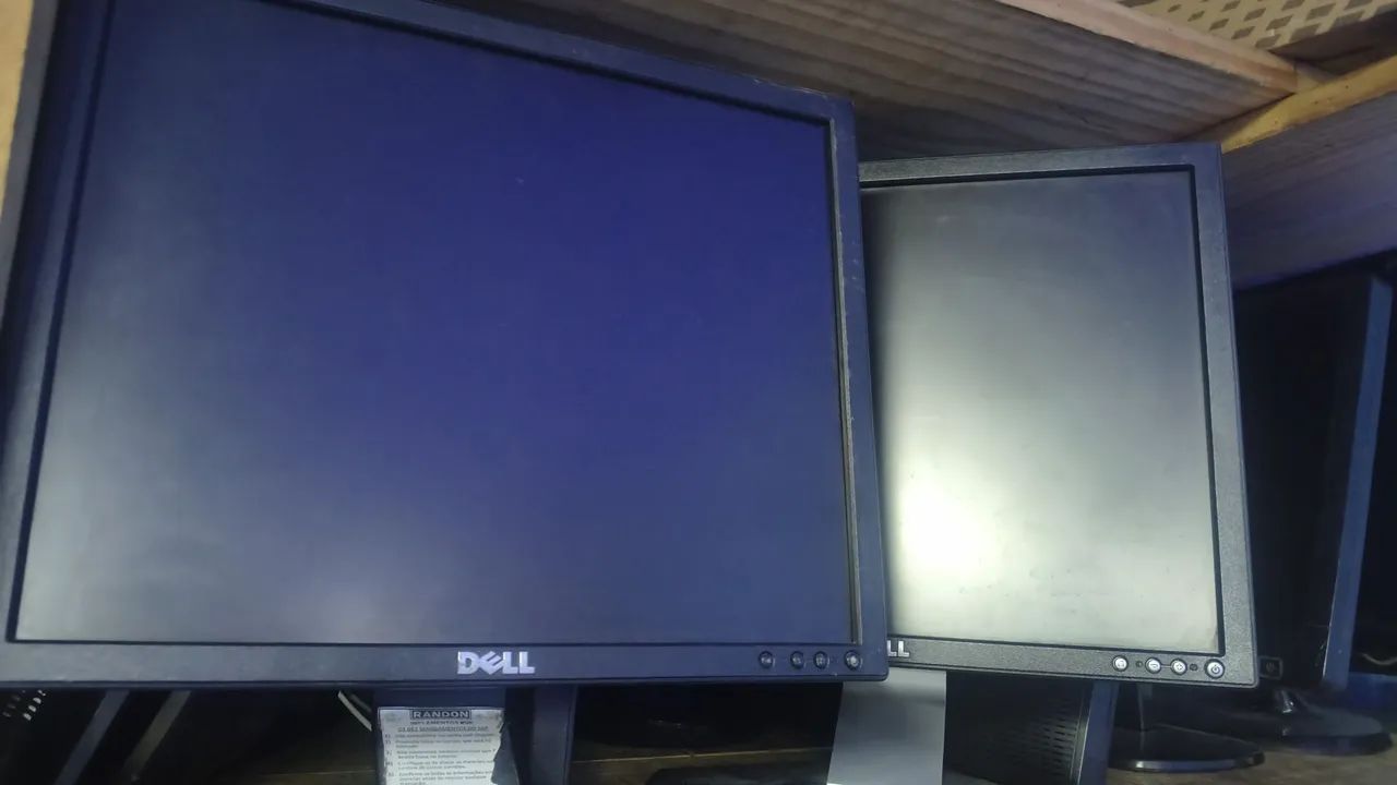 VENDO MONITORES 17 E PLACAS MÃE  - Foto 2