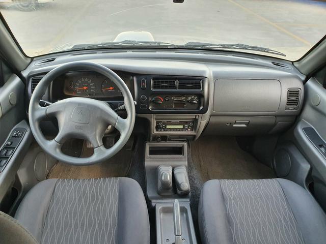 L200 hpe 2.5 4x4 diesel 2011/2012 manual - Foto 6