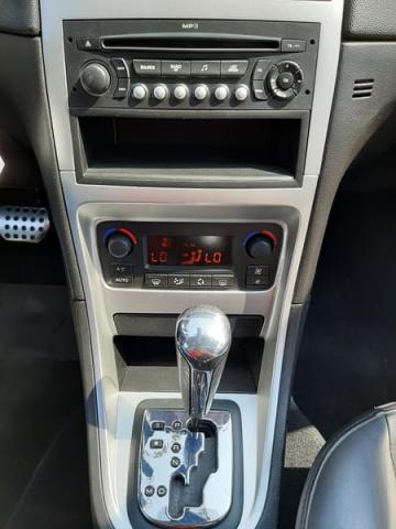 PEUGEOT 307 HATCH FELINE 2.0 16v(Aut.) 4p 2010 - Foto 15