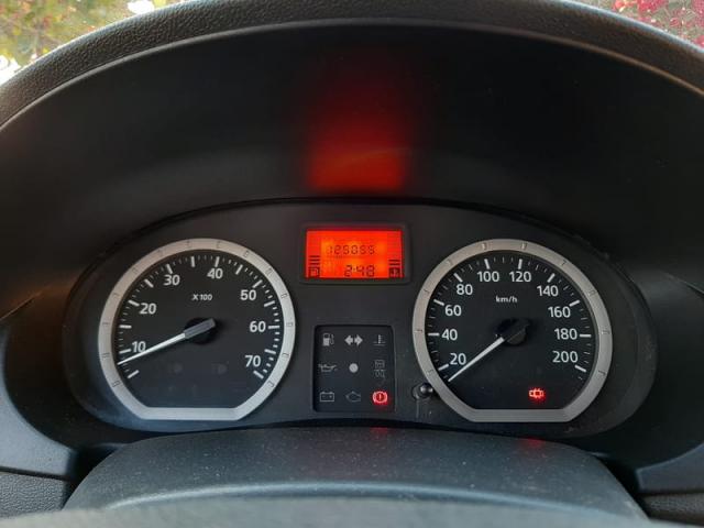 RENAULT LOGAN EXPRESSION 1.6 2009 - Foto 9