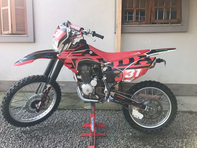 CRF 230 F