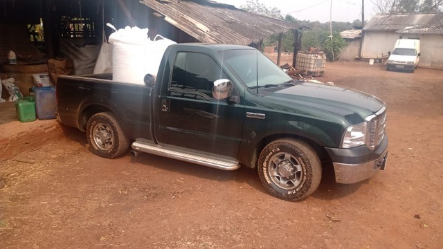 VÊNDO F250 2003 XLT-L COMPLETA. 86.000 OU TROKA SE CAMIONETA DUPLA ASIMA 2013 .