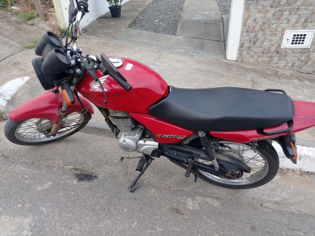 MOTO TITAN 2005 ES