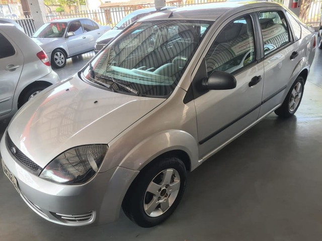 FORD FIESTA SEDAN 1.6 FLEX