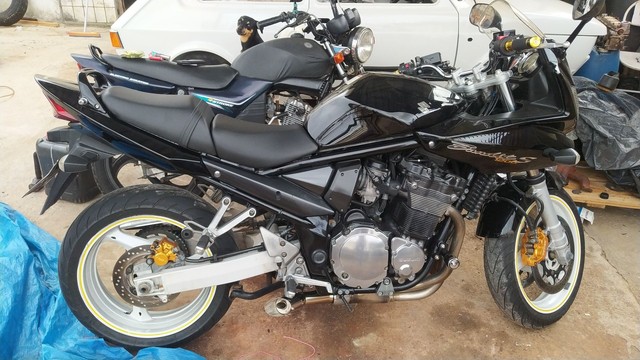 BANDIT 1200S TOP ZERA