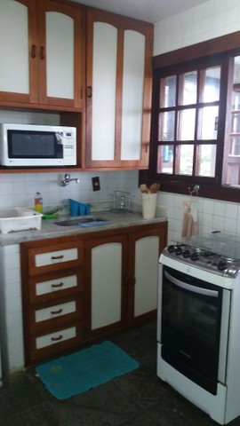 Casa com 4 quartos dentro de condomínio de locação de temporada em Geribá - Búzios - Foto 4