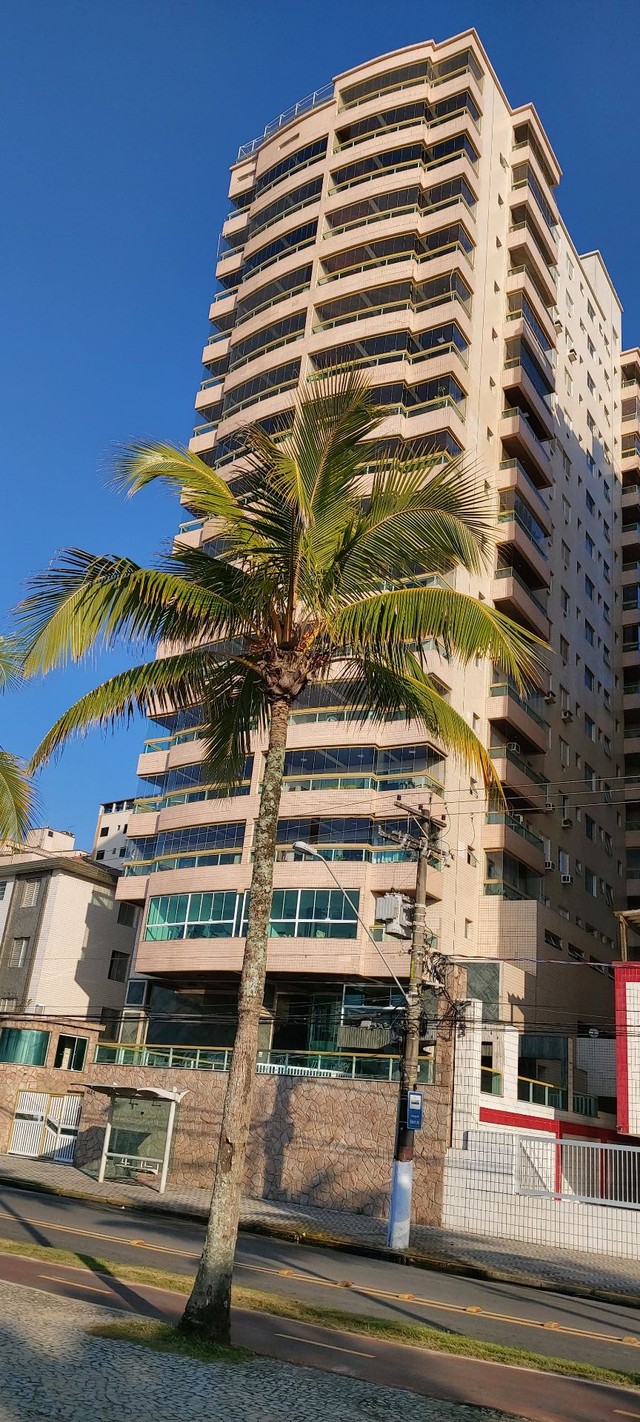 Blaia 1005 Prédio F/ para o mar, espaço gourmet c/ churrasqueira