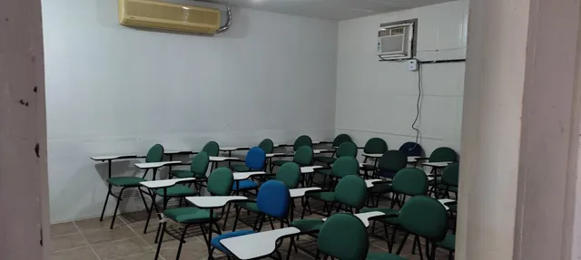 Super Promoção de cadeiras universitárias, armário de aço autoclave, microscópios.