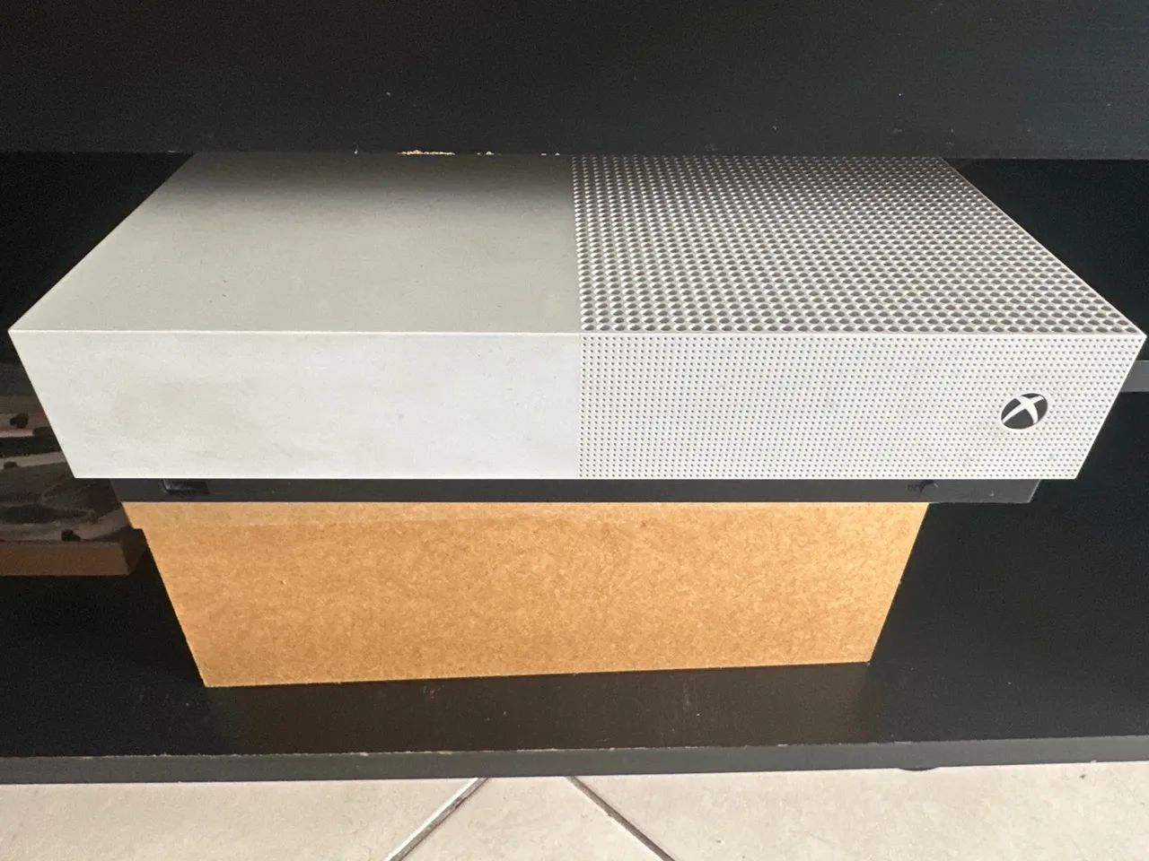 Xbox  one s + 2 controles