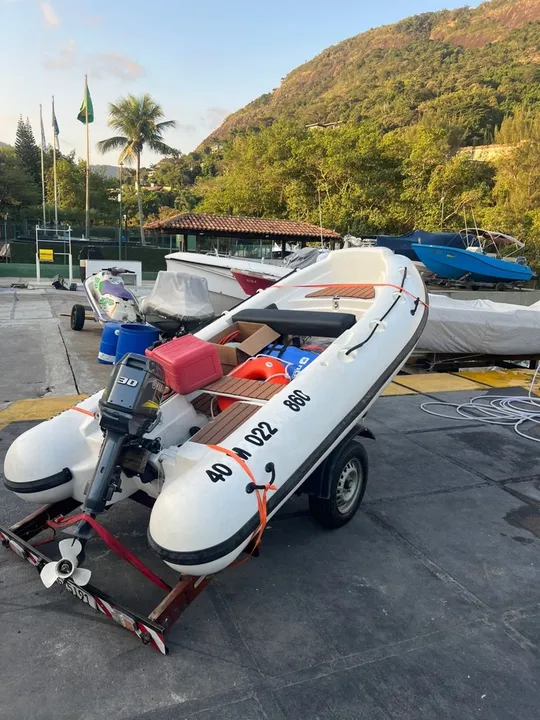 Bote rígido 3.35m 2022 motor NOVO (2024)30Hp