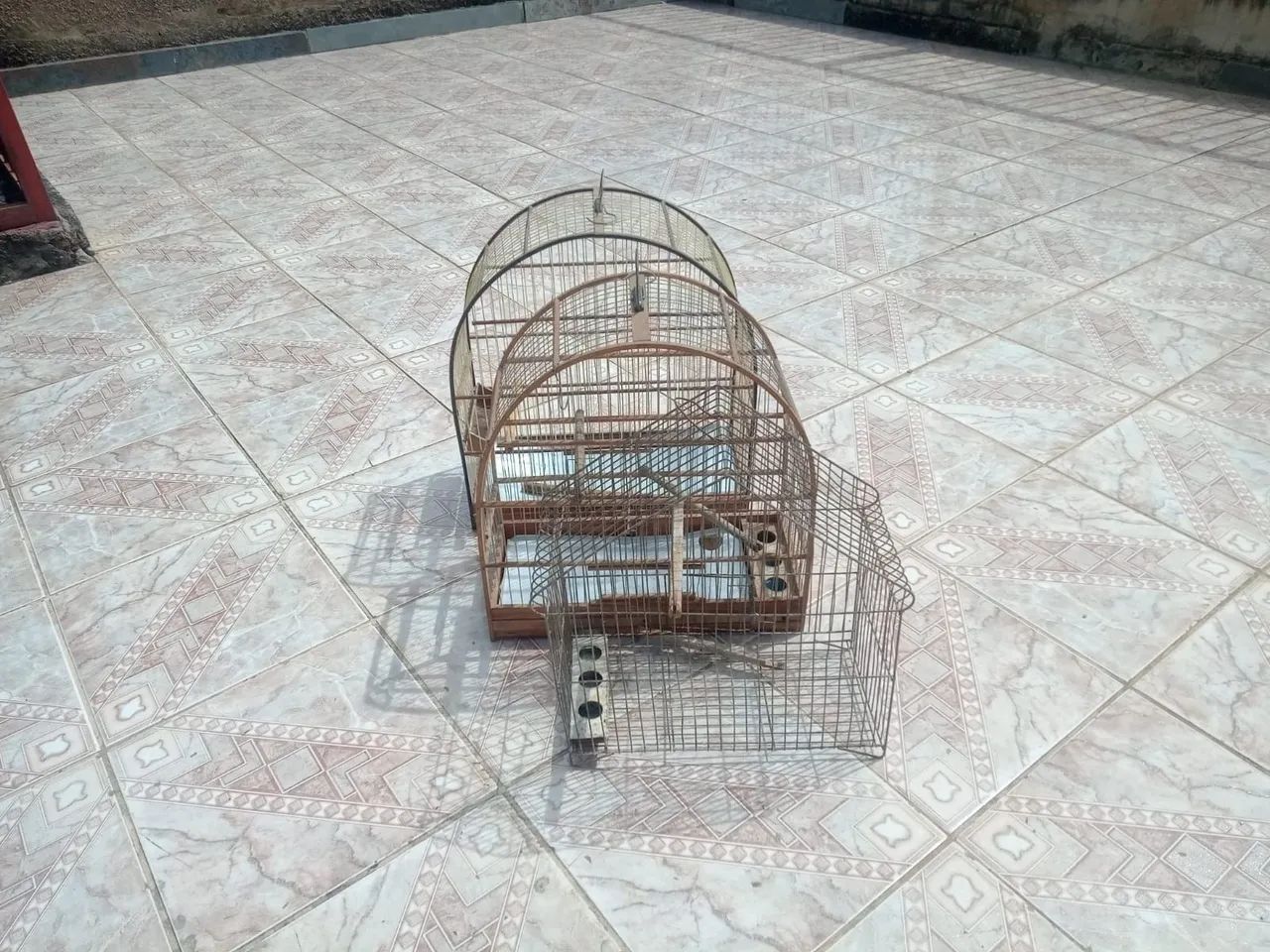 Gaiola de pássaro em madeira - Foto 6