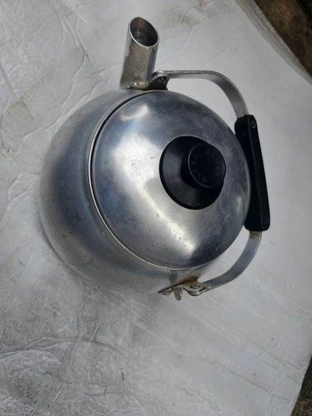 Antiguidade chaleira panela antiga conservada - Foto 3