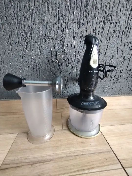 Mixer Britânia - 220w 2 velocidades 