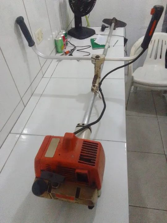 Roçadeira a Gasolina 1500 - Foto 2