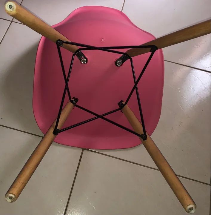 Cadeira Eiffel nova - Foto 4
