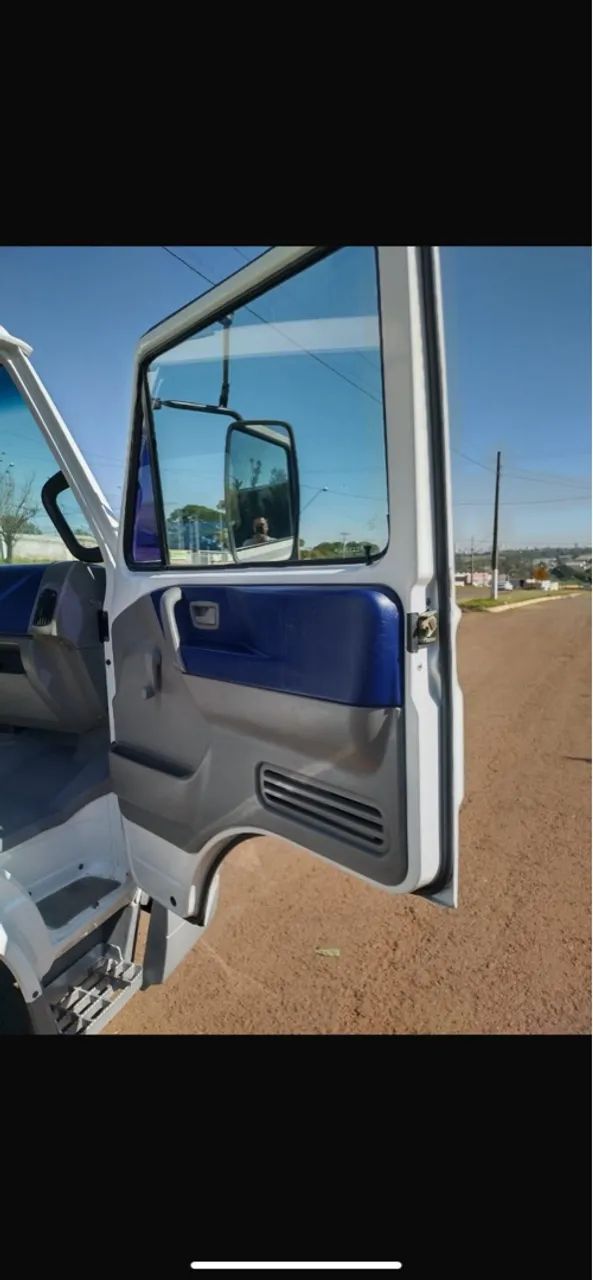 Volkswagen 8-120 Worker , motor MWM X10 - Foto 5