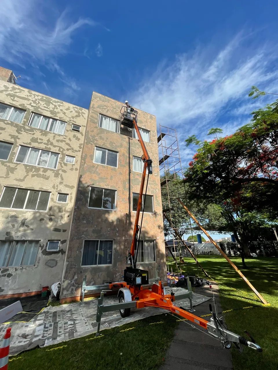 Plataforma elevatoria rebocável63824583074819123