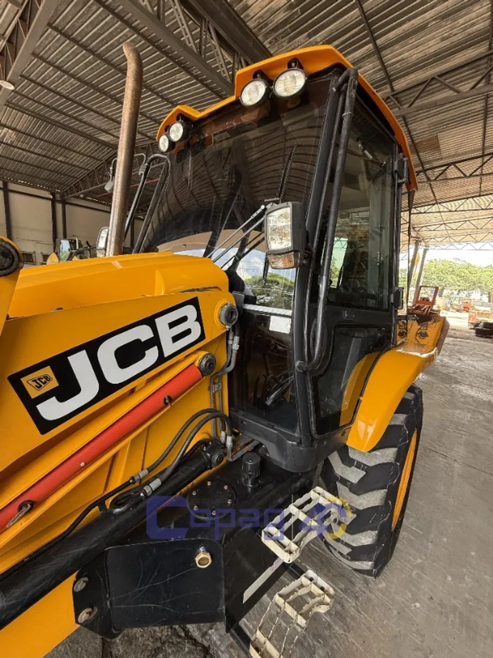 Retroescavadeira JCB 3CX Ano 2022 - Foto 6