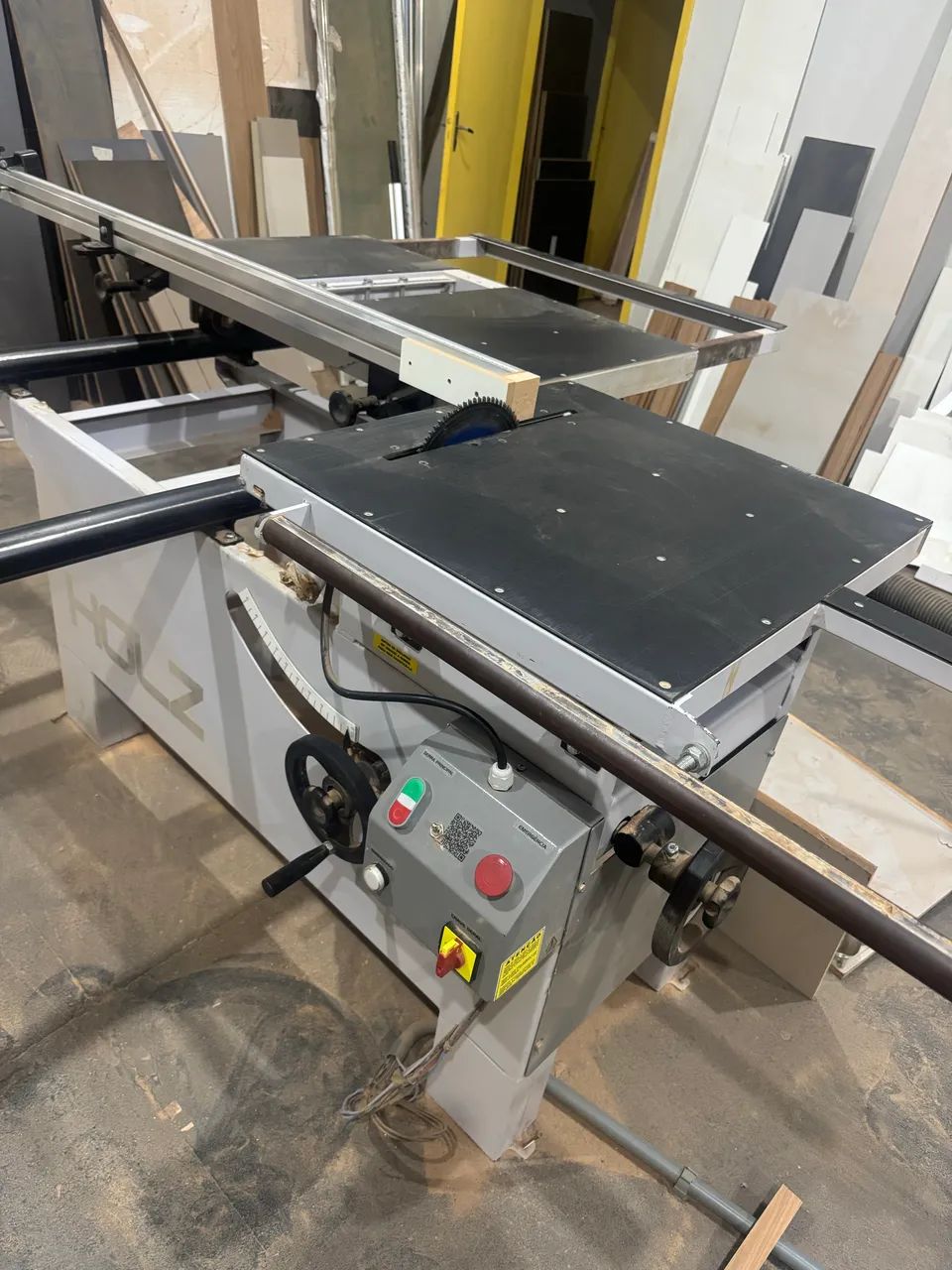 ESQUARTEJADEIRA HOLZ - 2.9 - INCLINÁVEL - TRIFÁSICA 