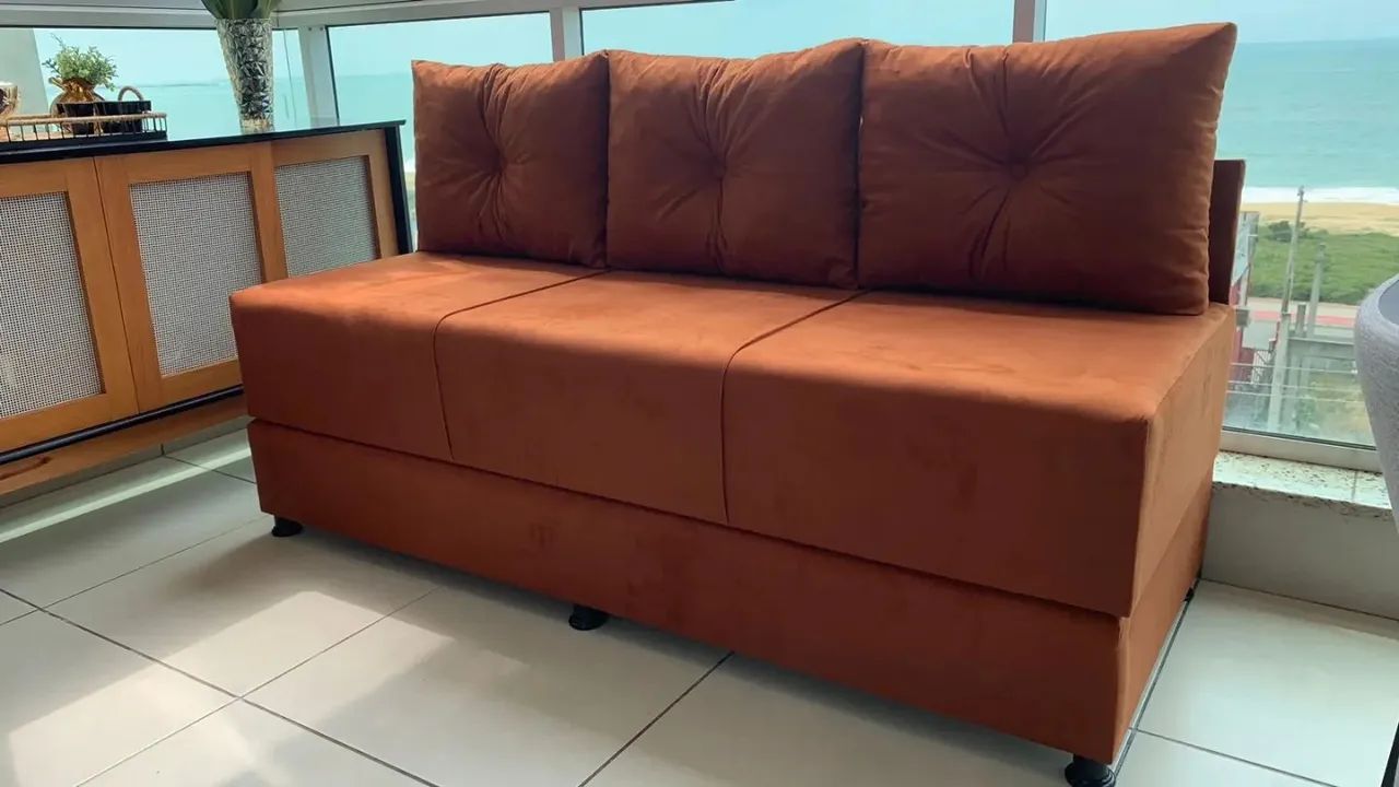 SOFÁ CAMA com encosto mais ALMOFADAS em várias cores DIRETO DE FÁBRICA  - Foto 3