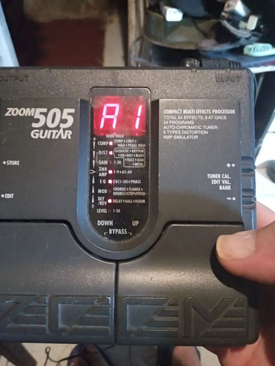 Pedaleira zoom 505 guitar