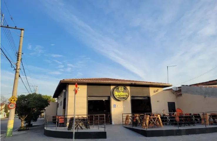 OPORTUNIDADE ÚNICA - PASSO PONTO COMERCIAL DE BAR TOTALMENTE EQUIPADO NA ZONA LESTE!