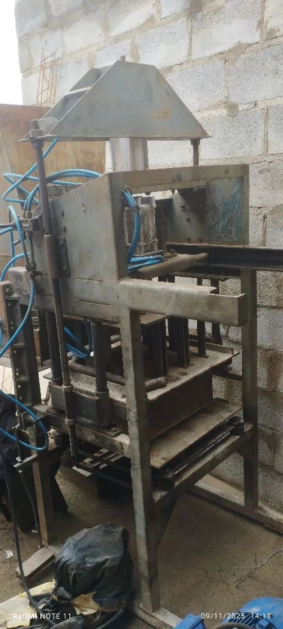 Selling pneumatic block machine