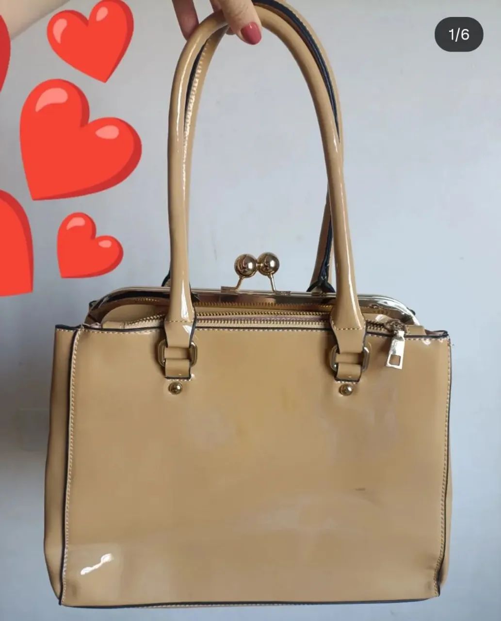 Bolsa de mão elegante e transversal em Verniz bege