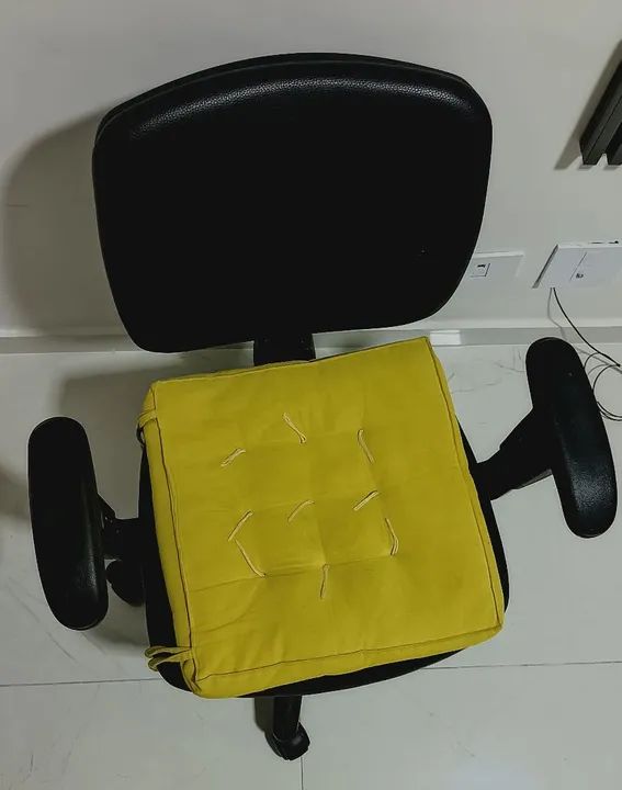 Cadeira de Escritório Giratória com Rodas - Foto 2