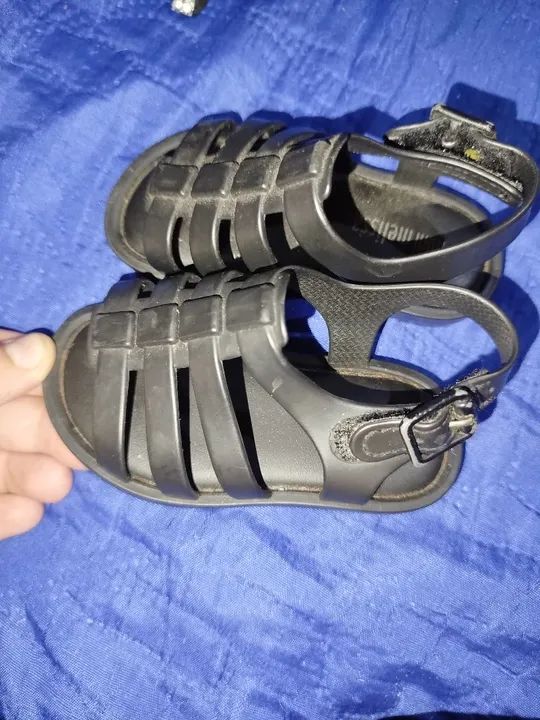Lote de Sapatos Sandália Desapego de Bebê Menina - Foto 5