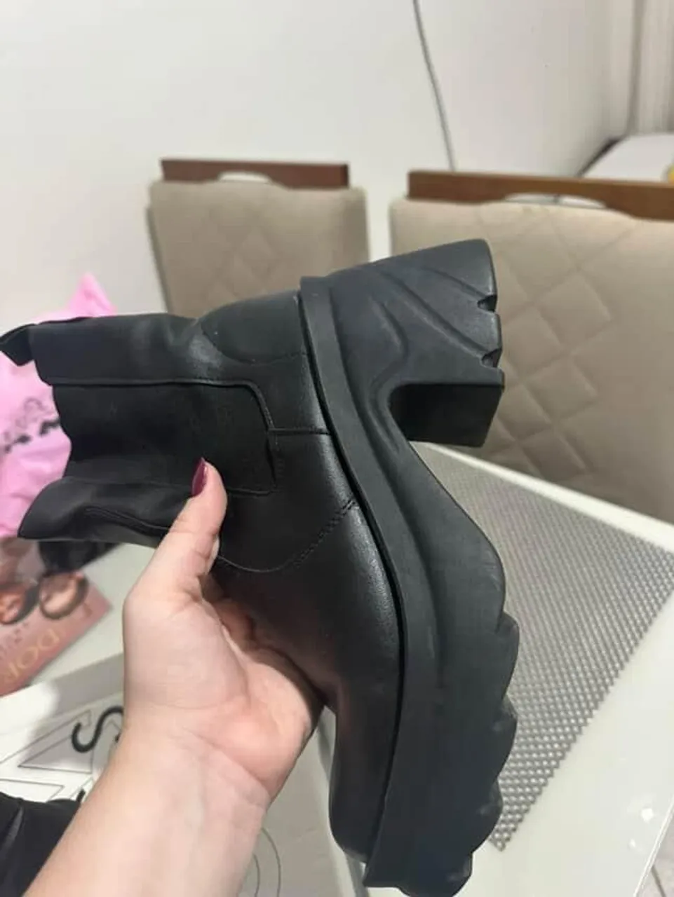 Bota Feminina Tratorada Preta - Estilo e Conforto