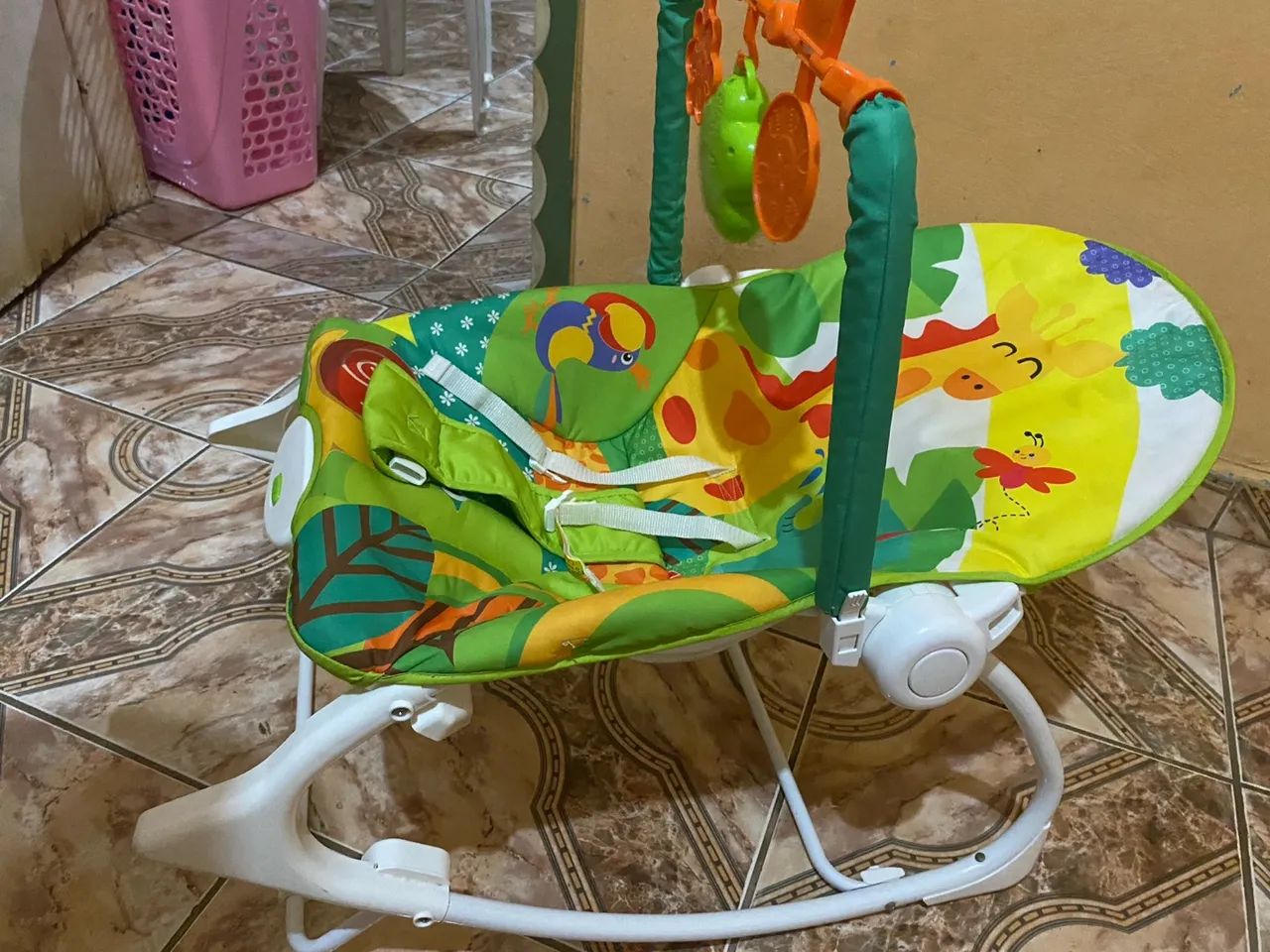 Cadeirinha de Balanço Infantil - Divertida e Confortável - Foto 2