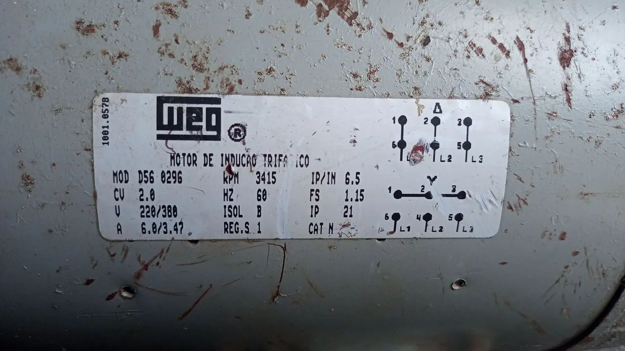 Motor WEG trifásico 2cv 220/380V
